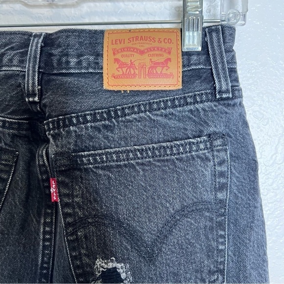 Levi’s Skirt Women Size 25 Jean Black Denim Distressed Cut Off Button Fly B7 - Picture 7 of 12